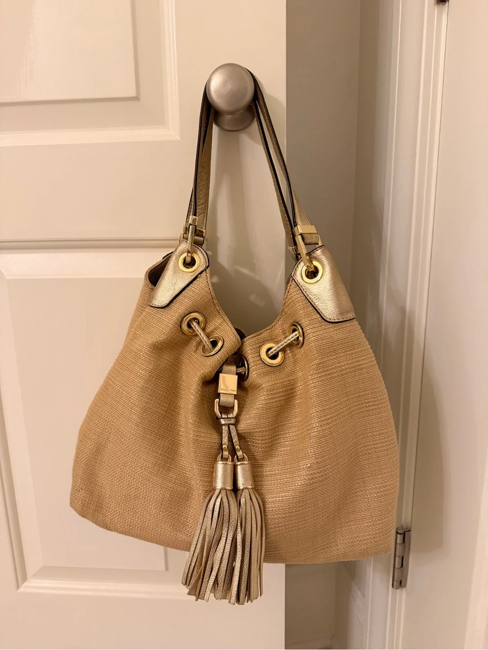 Michael Kors Gold-Tone Trim Tan Straw Shoulder Hobo - Picture 1 of 4